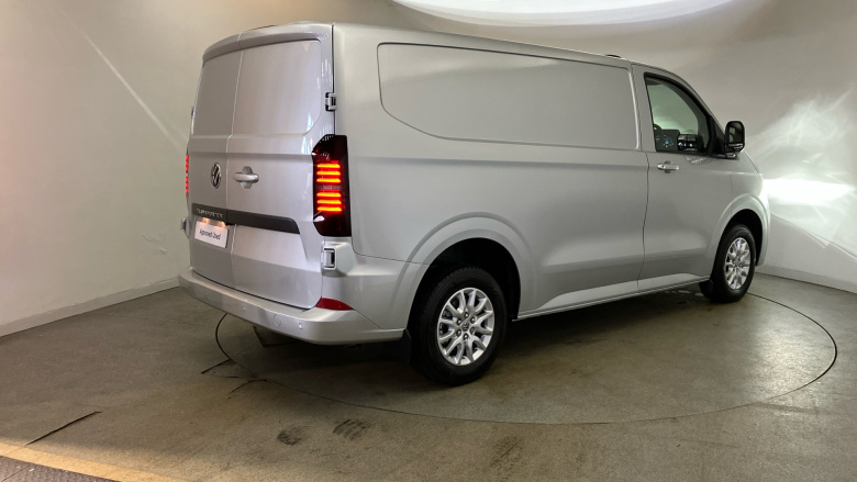 Volkswagen Transporter T28 Swb Diesel 2.0 TDI 110 Commerce Pro Van